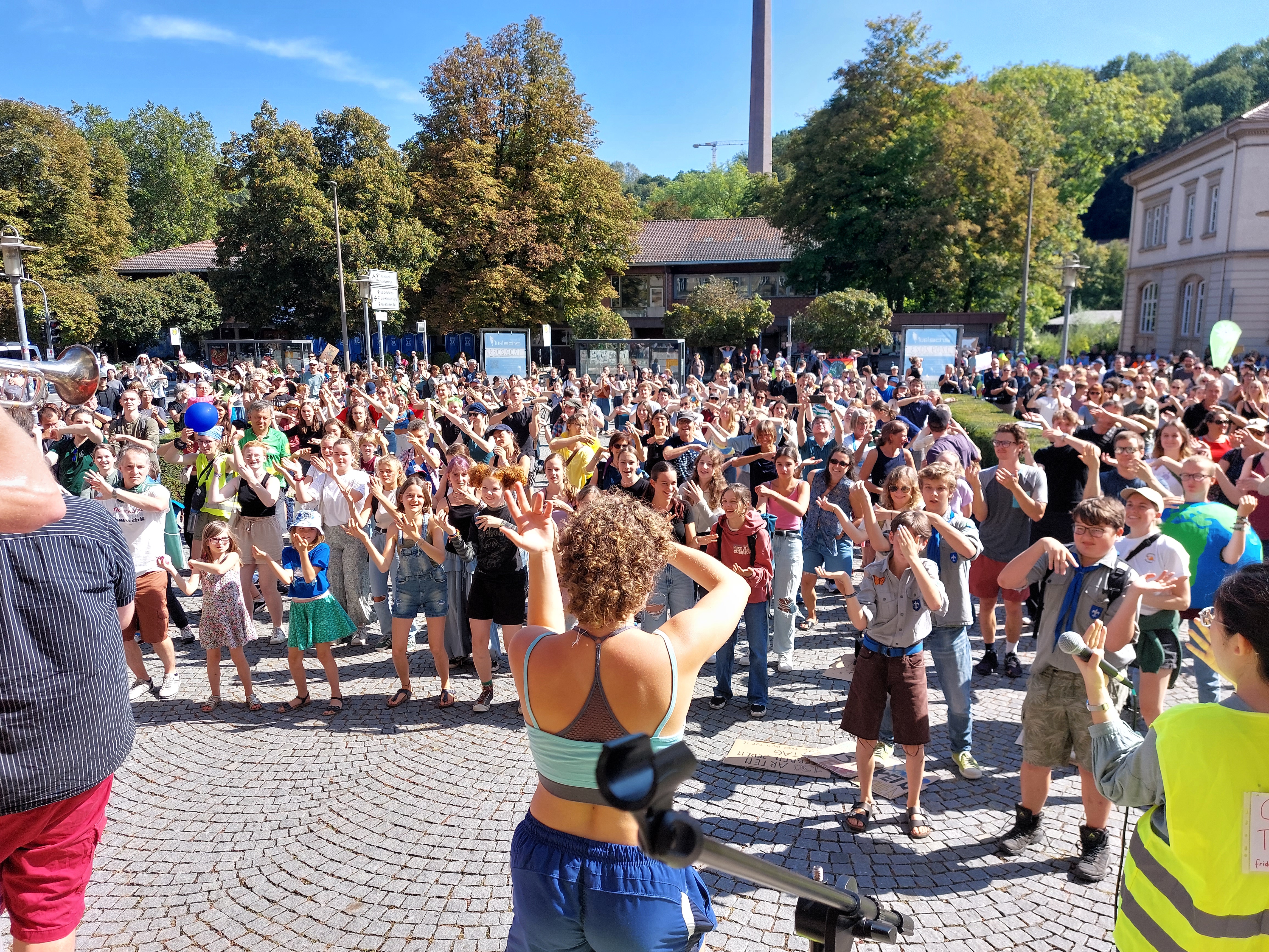Flashmob auf der Uhlandstraße beim globalen Klimastreik am 15. September 2023